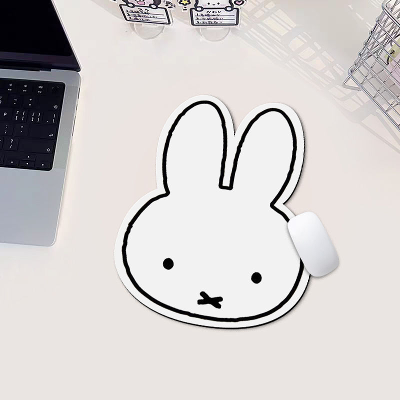 Miffy Mouse Pad Kawaii Cartoon - Kawaii Tech Accessories recension och pris