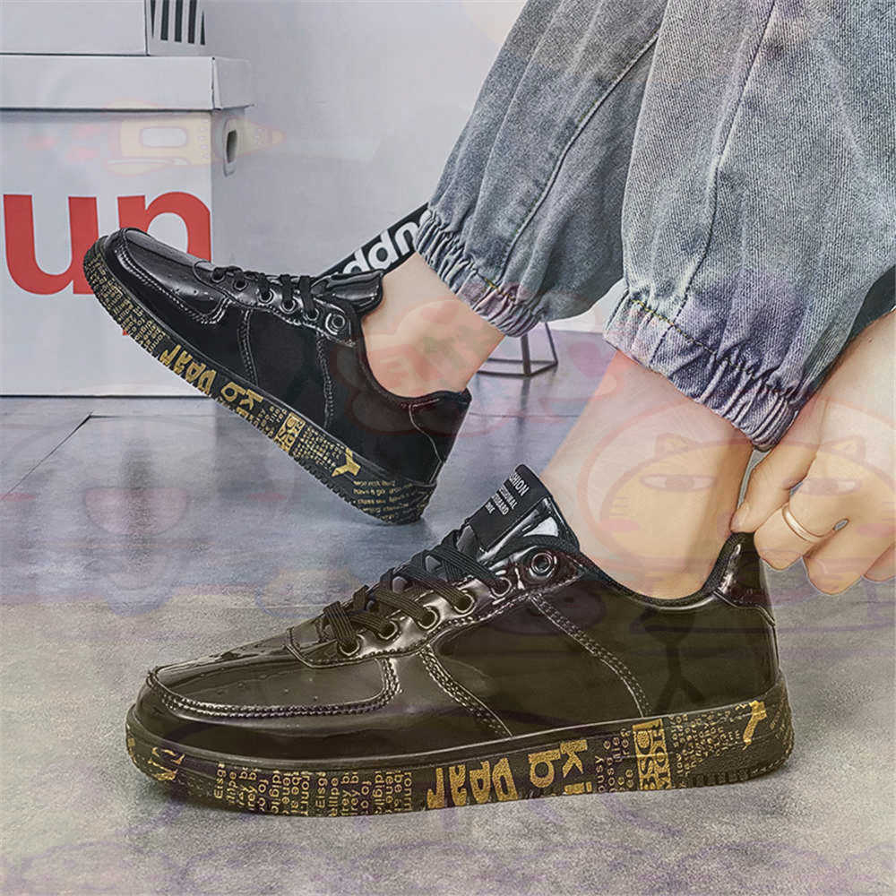 Round Foot Size 45 Sneakers Wh - Tech Accessories For College recension och pris