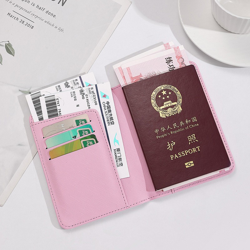 Hello Kitty Women Passport Cov - Tech Accessories Travel recension och pris